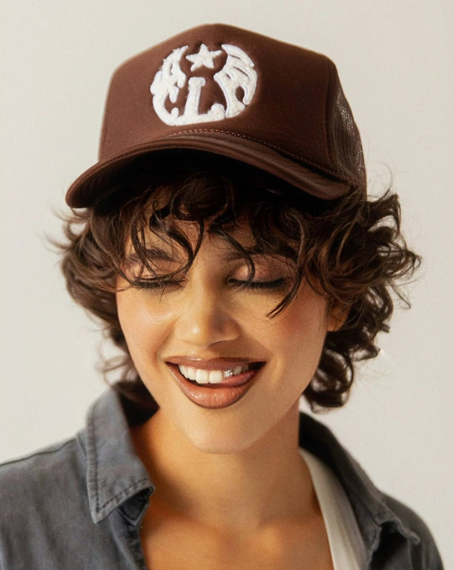 "I  AM FREE” SNAPBACK - BROWN